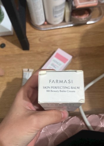 Farmasi Açık Ton BB Krem 50 ml - Görsel 2