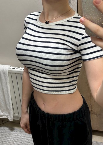 pull&bear Çizgili Beyaz Crop - Görsel 2