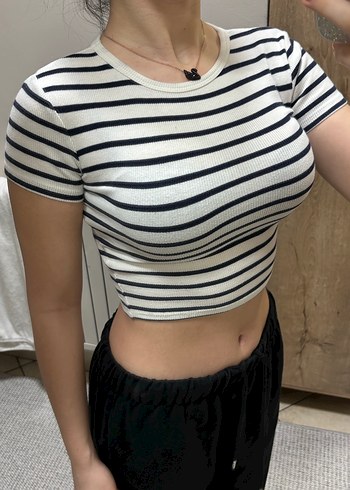 pull&bear Çizgili Beyaz Crop - Görsel 3