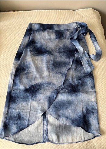 Mavi Gri Batik Desenli Uzun Etek
