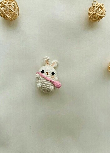 Amigurumi Tavşan Anahtarlık 