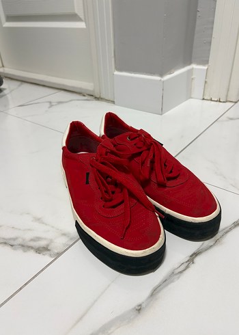 Bershka Kirmizi Sneaker Ayakkabi