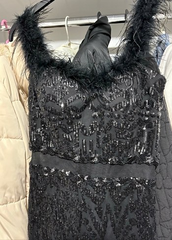 Kürk Detaylı Siyah Uzun Abiye Elbise - Görsel 2