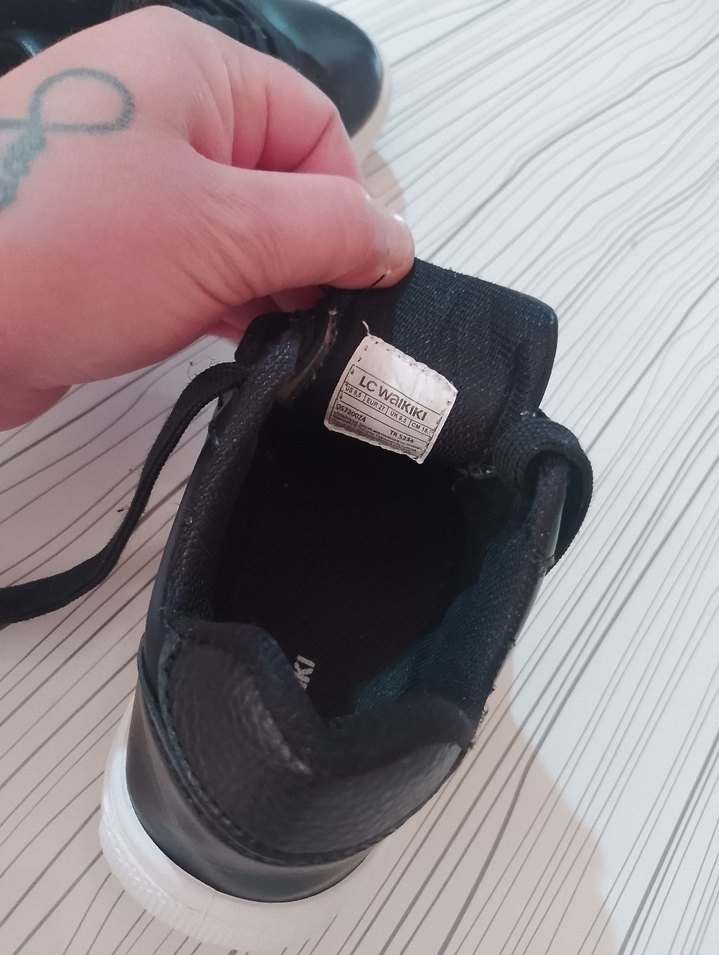 Siyah Erkek çocuk spor ayakkabisi - Görsel 4