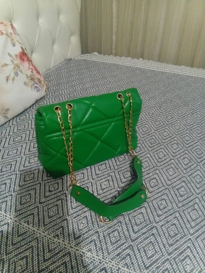 Zincir Detaylı Yeşil Deri Kadın Çanta - Görsel 2