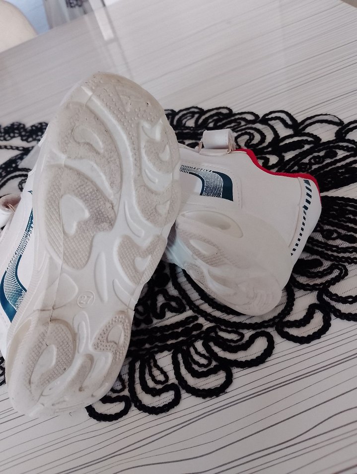 Beyaz Renkli Erkek Çocuk Spor Ayakkabı - Görsel 4