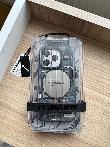 14 pro kılıf youngkıt marka