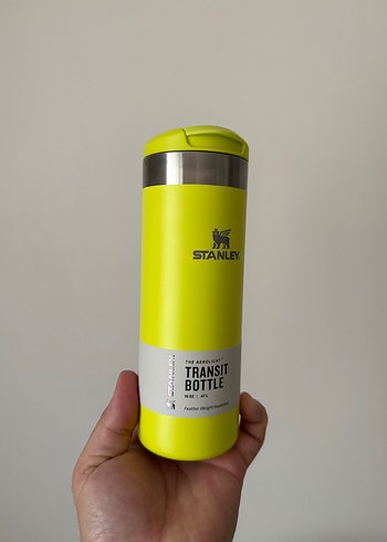 Stanley transıt bottle 0.47 ml . Sarı renk