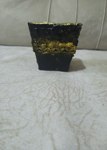 Koyu Altın Renkli Dekoratif Vazo