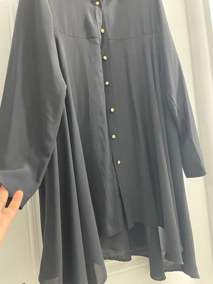 Düğmeli Siyah Uzun Kollu Tunik - Görsel 2