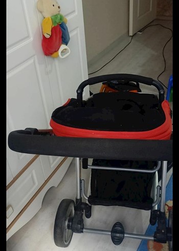 Kırmızı Bebek Arabası - Görsel 6