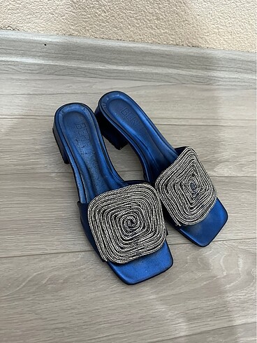 Saks mavisi parlak terlik