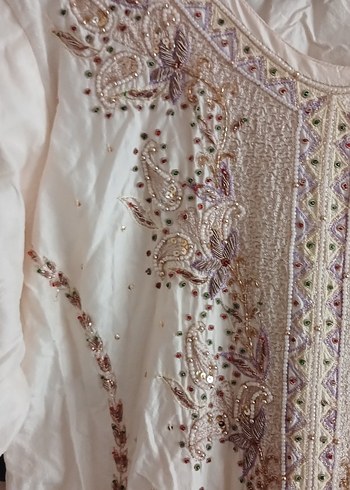 Nakışlı Beyaz Bohem midi Elbise - Görsel 2