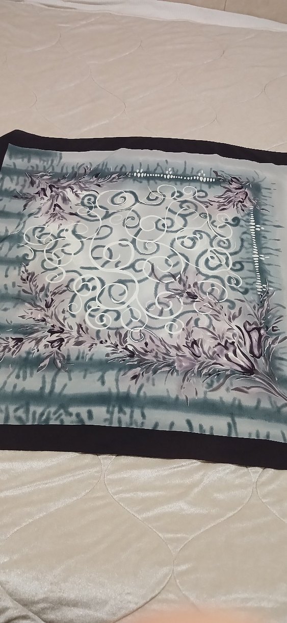 Gri krep Dokulu Drapeli Kadın Fular eşarp büyük boy - Görsel 2