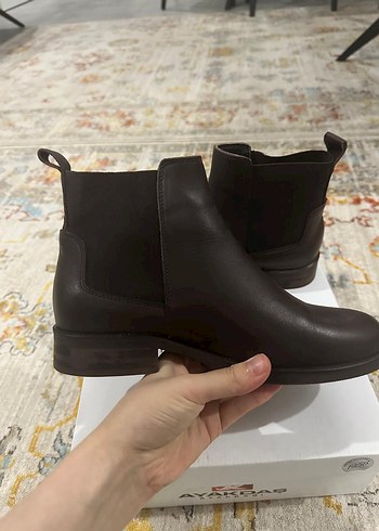 Kahverengi Deri Kadın Botlar, Tokalı, Topuklu - Görsel 2