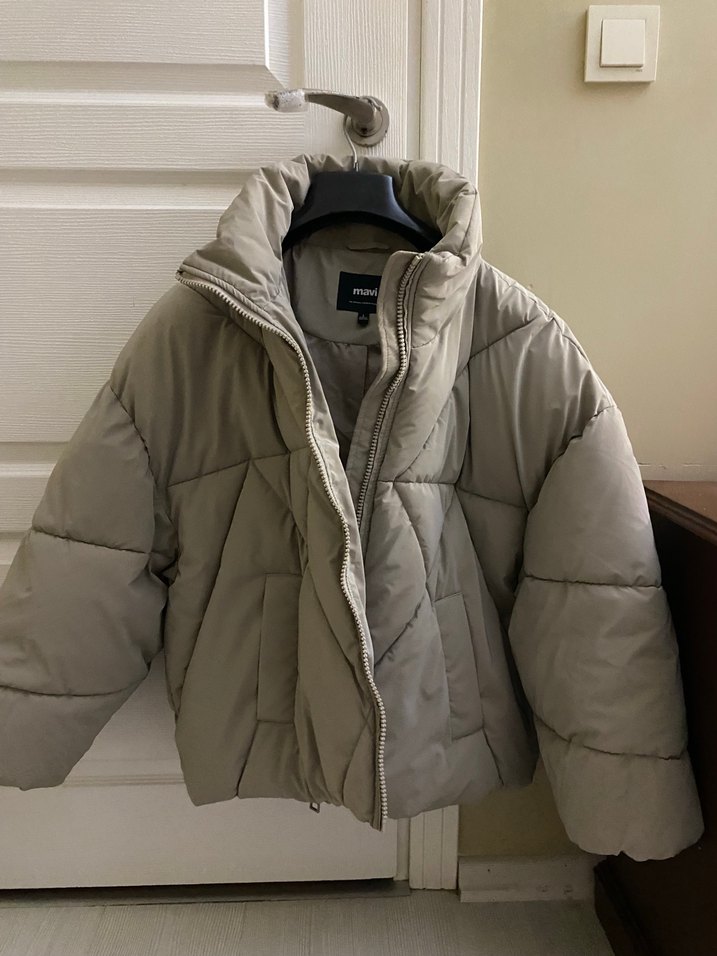 Kadın Bej Şişme Kısa Mont - Görsel 2