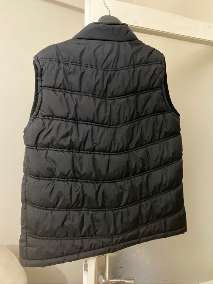 LCW M/XL uyumlu
Fermuarlı Siyah Erkek Spor Yelek - Görsel 2