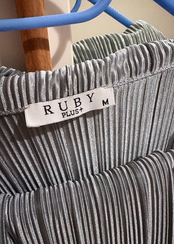 Gri Pileli Keten Kadın Gömlek - Görsel 2