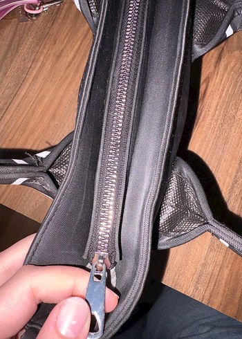 Sokak Stili Siyah Baskılı Kadın Çanta - Görsel 3