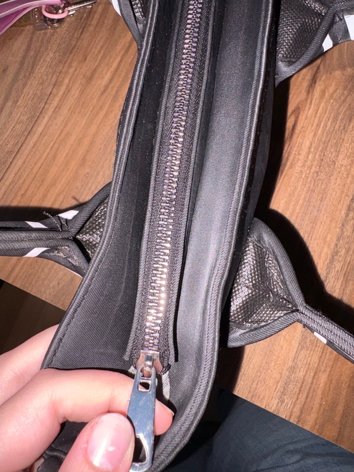 Sokak Stili Siyah Baskılı Kadın Çanta - Görsel 3