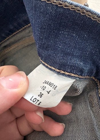 Kadın Mavi Parlak Denim Regular Fit Jean - Görsel 3
