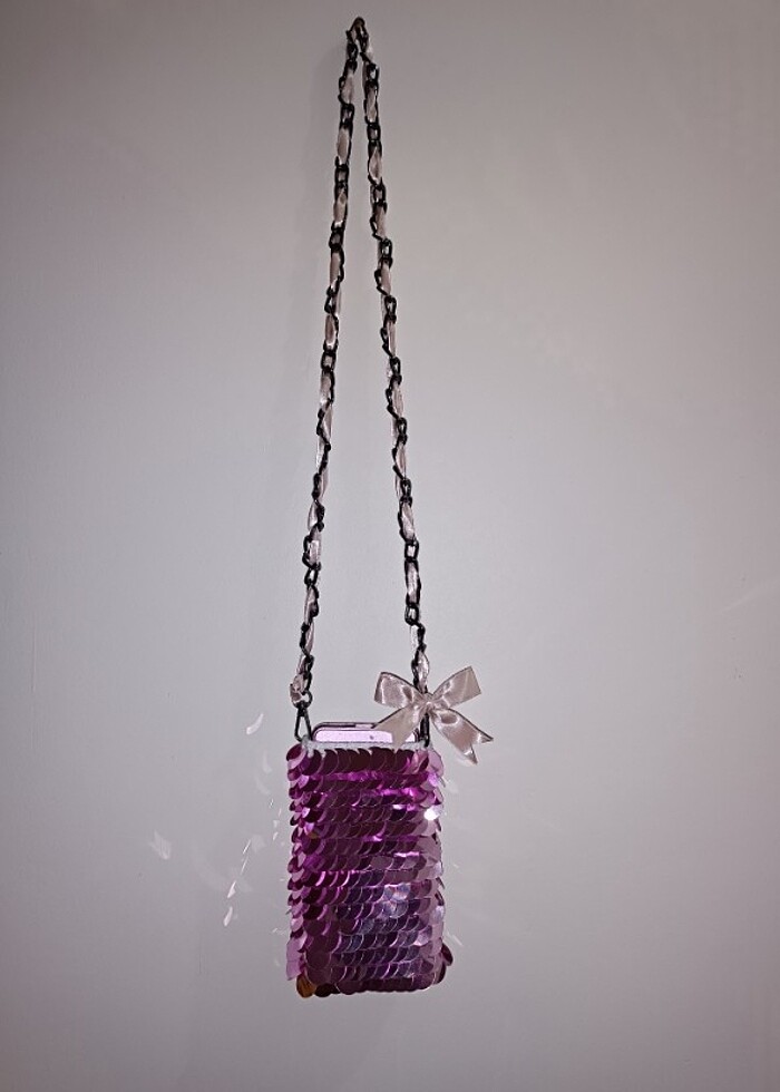 Pullu el yapımı telefonluk - Görsel 2