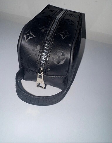 Louis Vuitton Erkek El Çantası