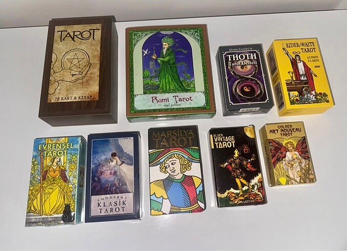 Tarot kartları koleksiyonluk