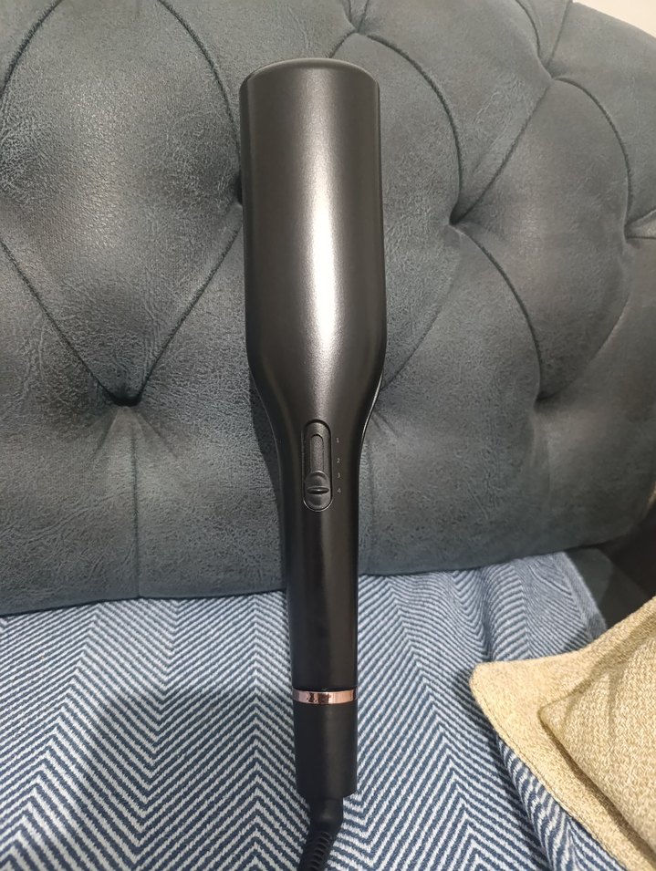 Bej Parlak Saç Şekillendirici - Görsel 5