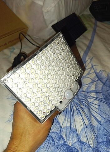 Güneş enerjili LED lamba 3 fonksiyonlu - Görsel 5