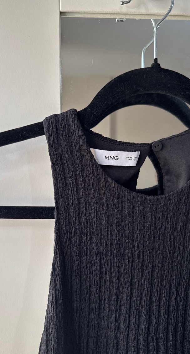 Siyah Yüksek Kolsuz Triko Elbise - Görsel 3