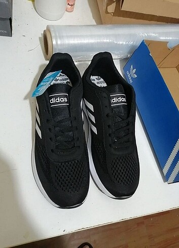 40 Beden Adidas ayakkabı