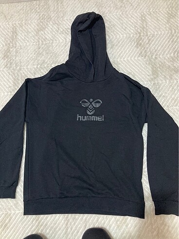 hummel sweatshirt