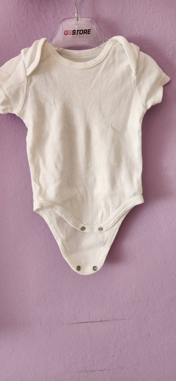 Beyaz Kolsuz ve yarım kol Bebek Body - Görsel 3