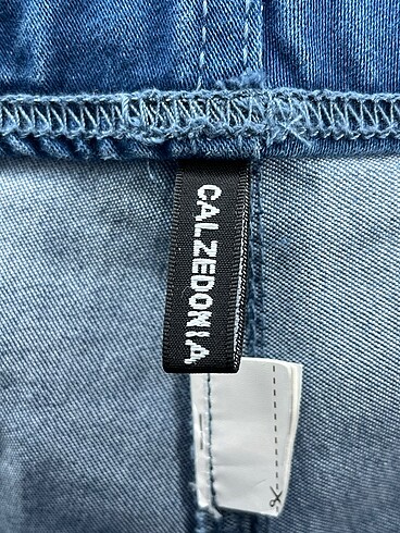 l Beden çeşitli Renk Calzedonia Tayt / Spor taytı %70 İndirimli.
