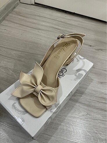 Melissa Krem hafif topuklu ayakkabı
