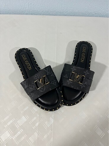 Louis Vuitton Louıs Vuitton