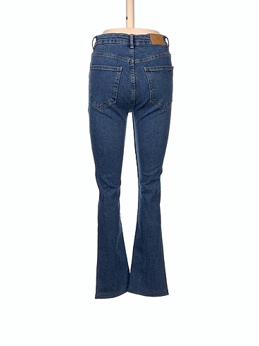 36 Beden Bershka Jean / Kot %70 İndirimli.