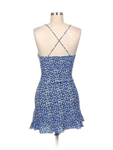 xs Beden Zara Kısa Elbise %70 İndirimli.