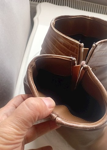 Kahverengi Deri Dolgu Topuklu Kadın Bot - Görsel 2