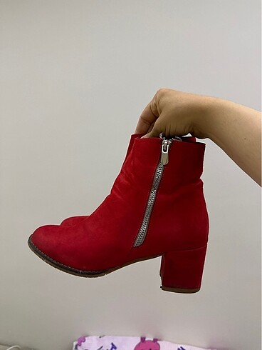 Kırmızı bot - Görsel 5