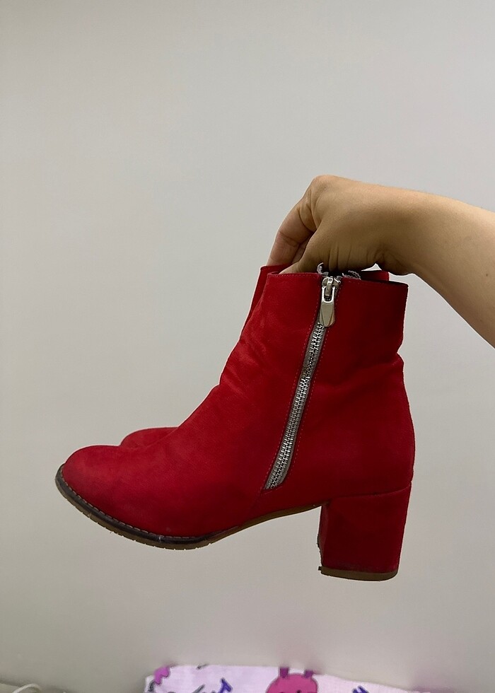 Kırmızı bot - Görsel 5