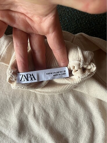 Zara Krem renk boğazlı ince bluz