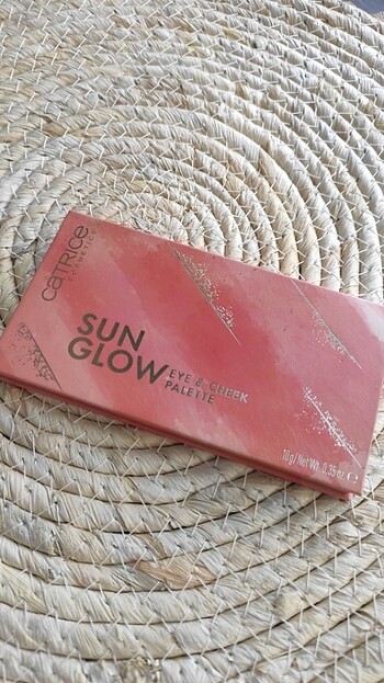 Catrice sun glow tüz paleti 