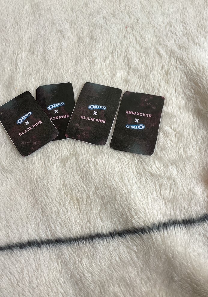 Black pink (k-pop) oreo set Jisso hasarlı - Görsel 3