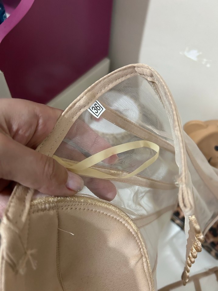 Bej Dantel Detaylı Straplez Büstiyer - Görsel 3