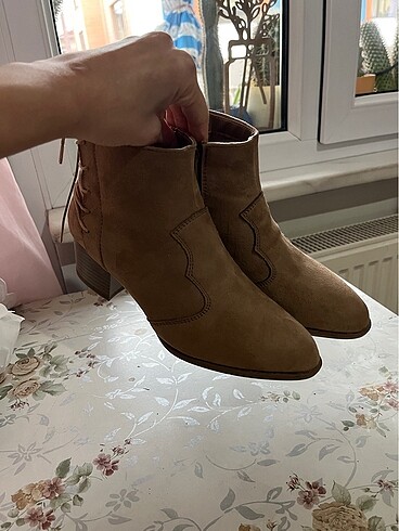 LC Waikiki Topuklu Bot