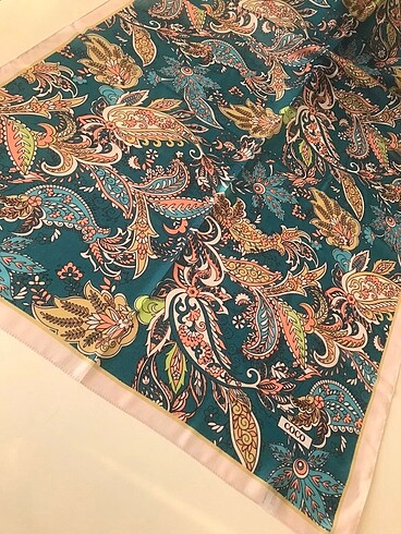 Diğer Coco Scarfs Retro Desenli Şal