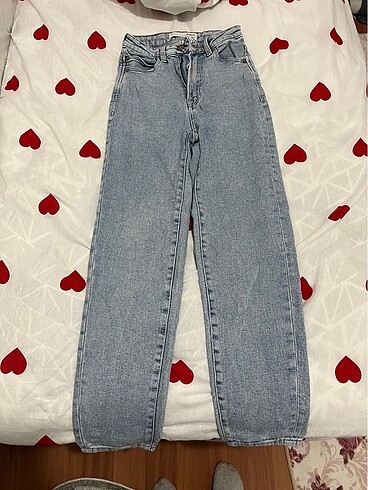 stradivarius mom slim fit jean