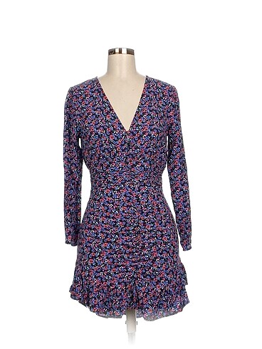 Zara Günlük Elbise %70 İndirimli.